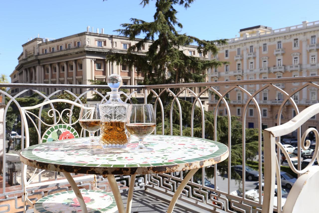 Suite Palazzo Luciani Salerno Dış mekan fotoğraf