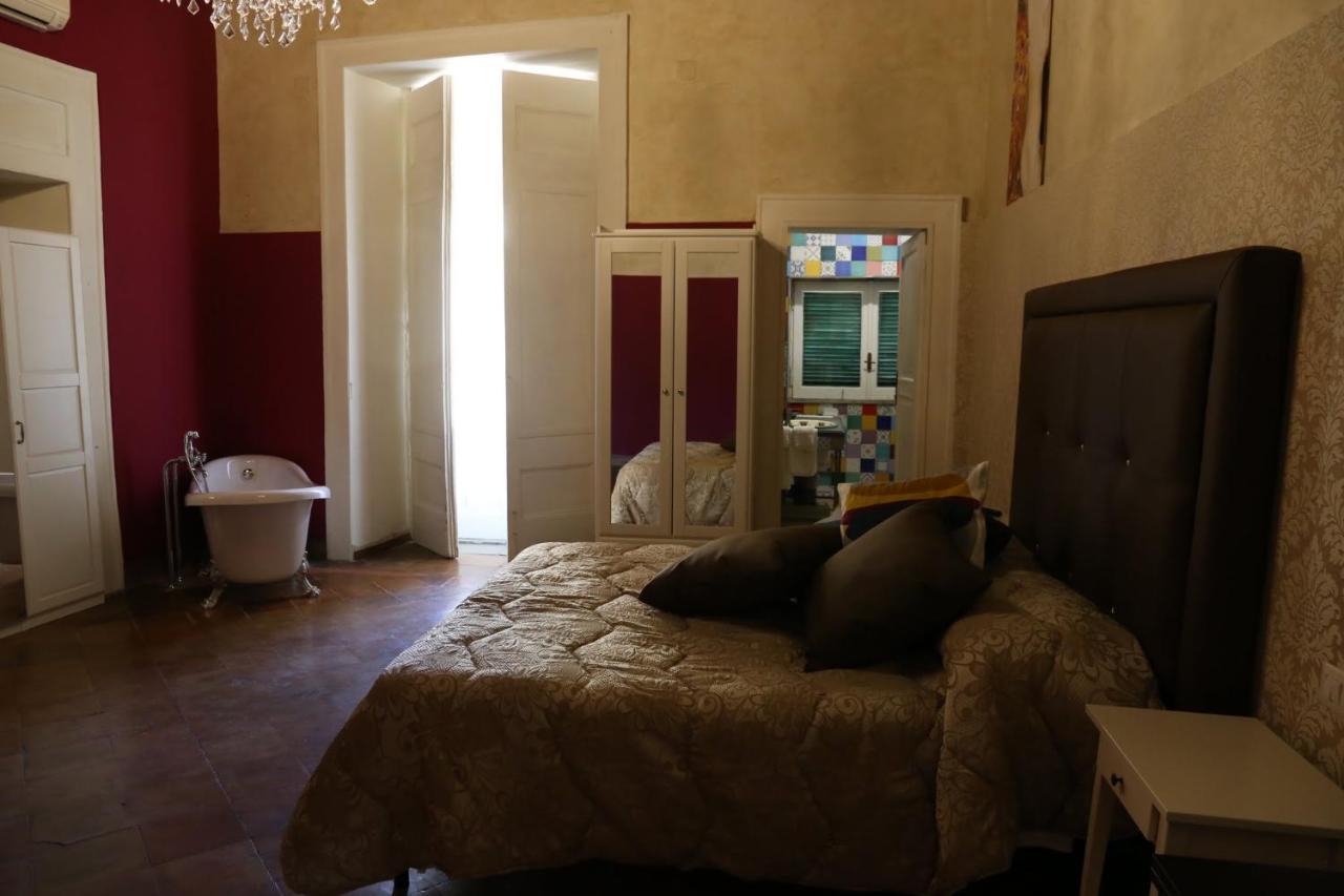 Suite Palazzo Luciani Salerno Dış mekan fotoğraf